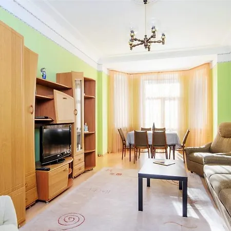 Platskart Albergue *